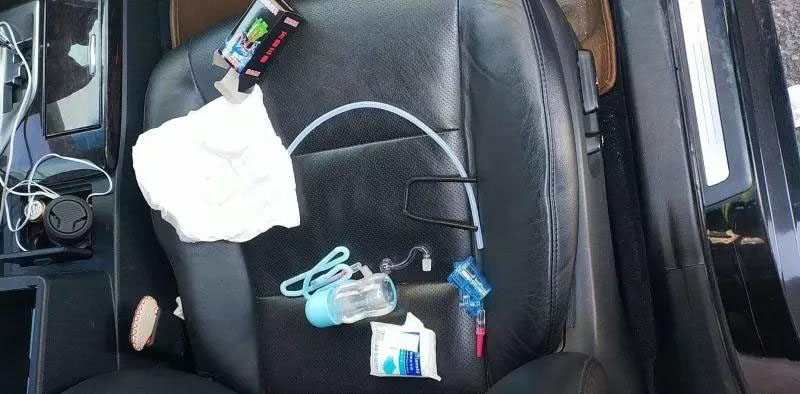 车内藏有毒品