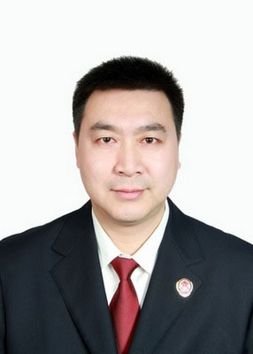 杨巍