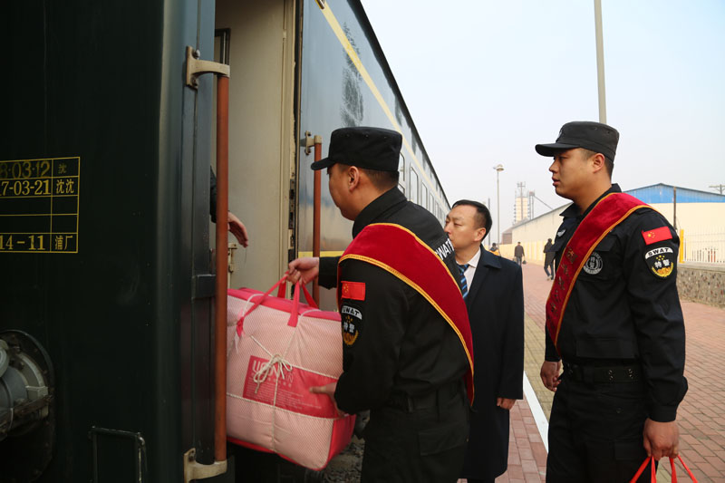 西丰民警志愿服务暖人心1
