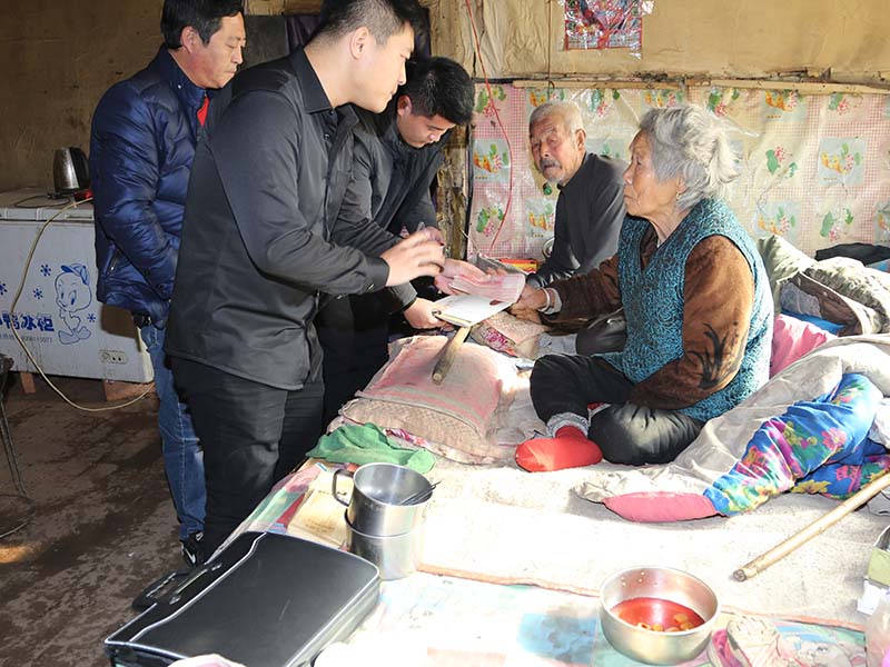 建昌县人民法院执行法官送执行款