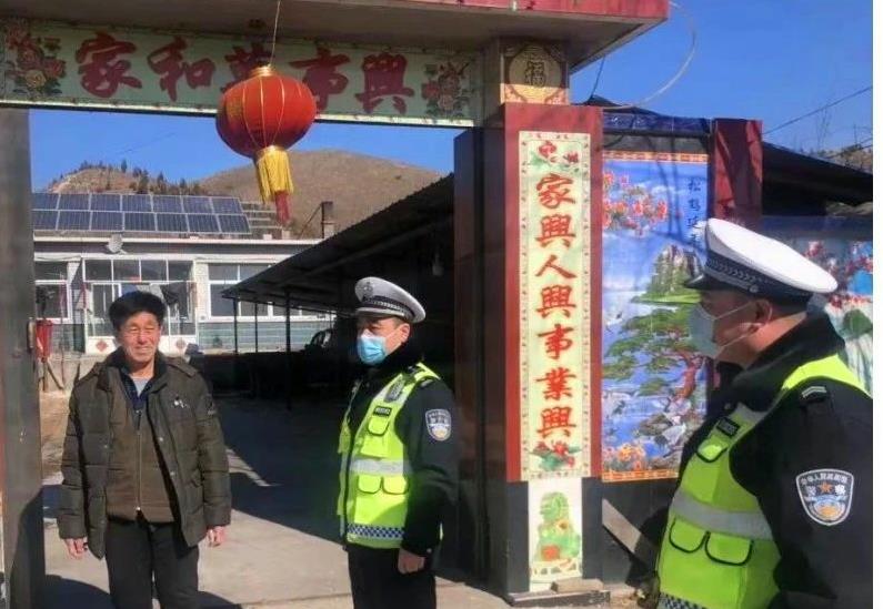 美丽乡村行奏响春运 (2)