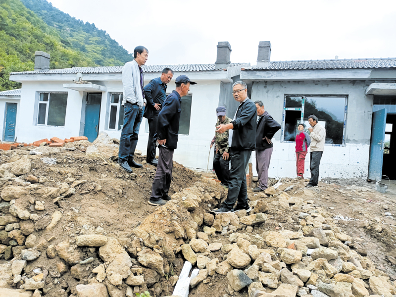 配文1：牤牛营子司法所所长现场调解矛盾纠纷
