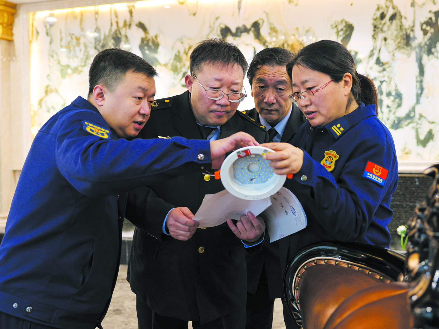 图片新闻