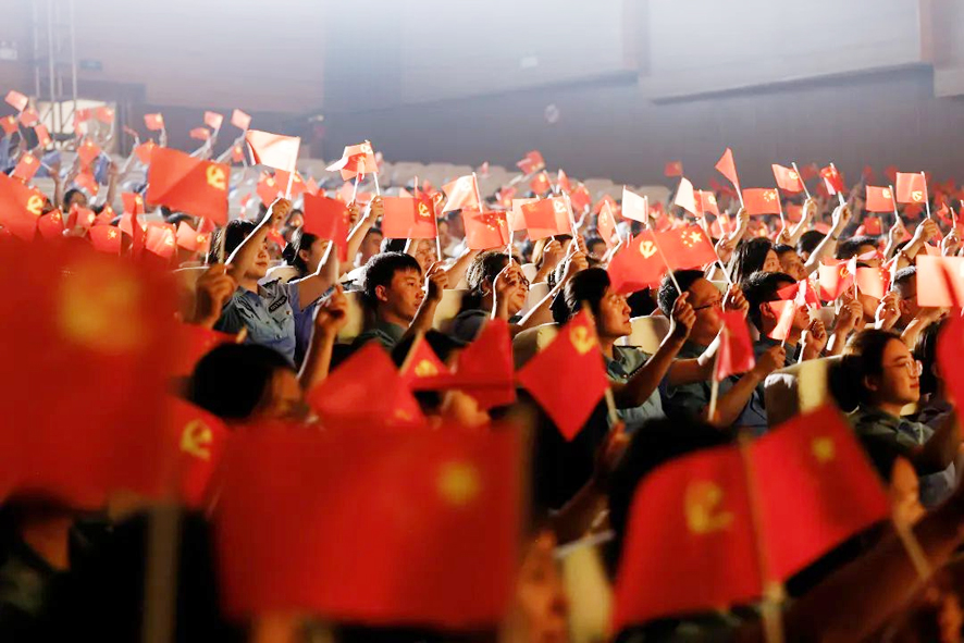 文艺汇演现场