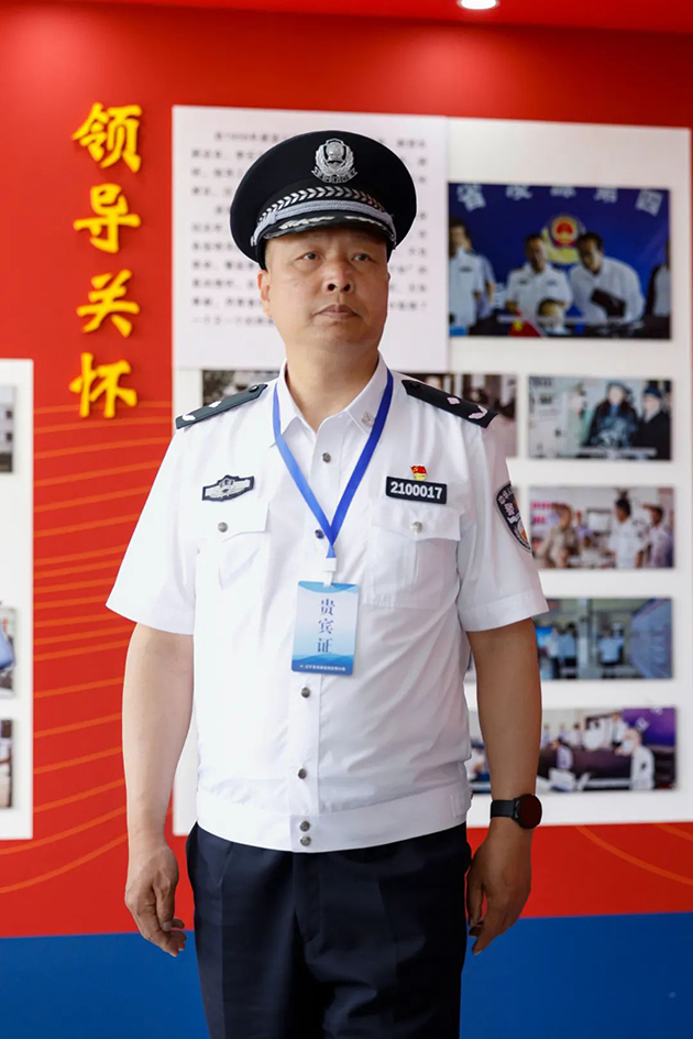 李建国