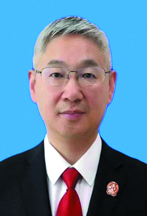 盘锦市中级人民法院党组书记、院长李晓林