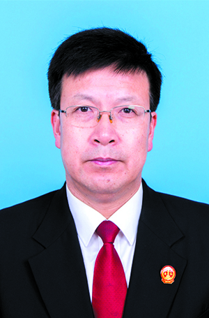 朝阳市中级人民法院党组书记、院长李光