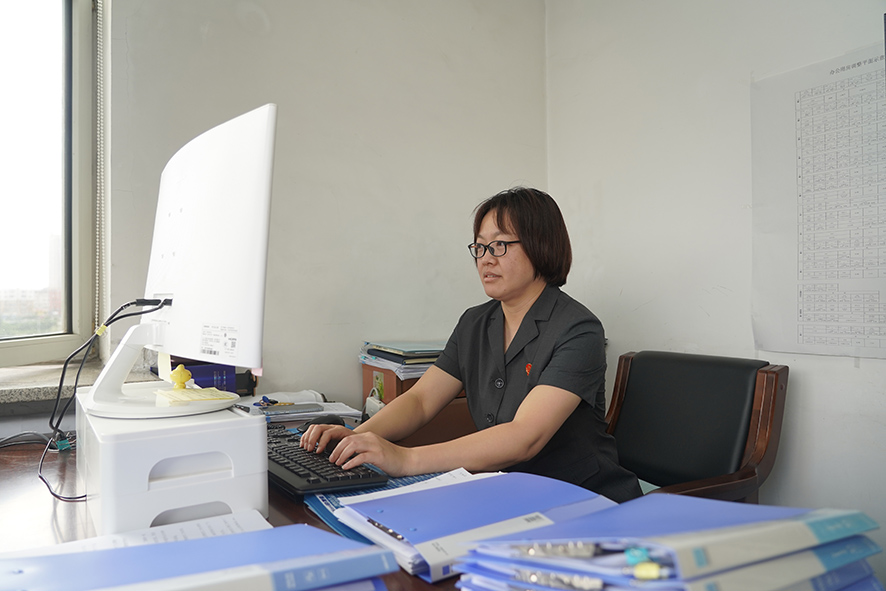 抚顺市中级人民法院民事审判第一庭一级法官孙健在撰写判决书