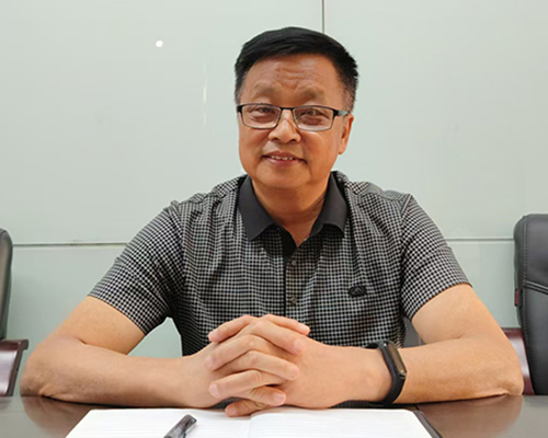 辽宁省洗染行业协会党支部书记 姜少伟