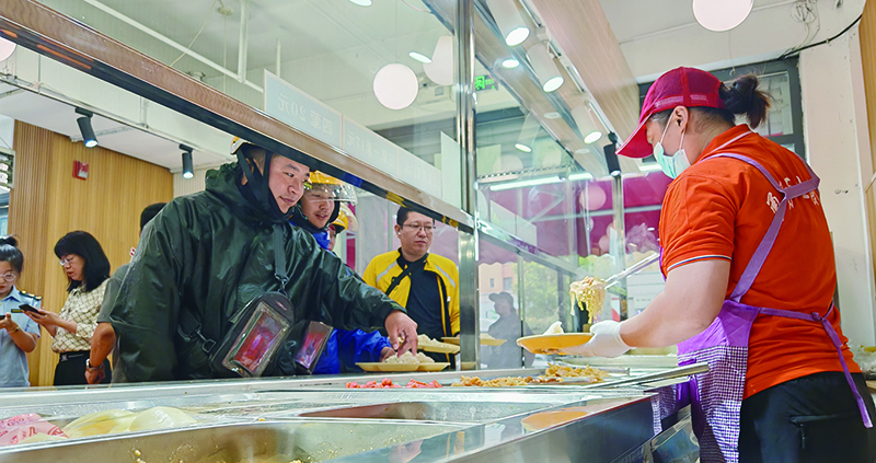 “江城小哥食堂”方便实惠