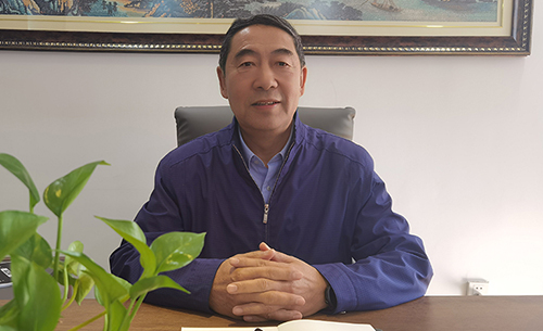 右1辽宁省电梯行业协会会长王培强