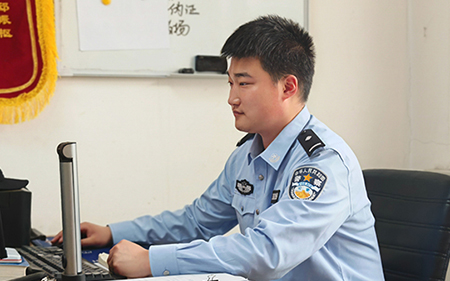 徐子昂